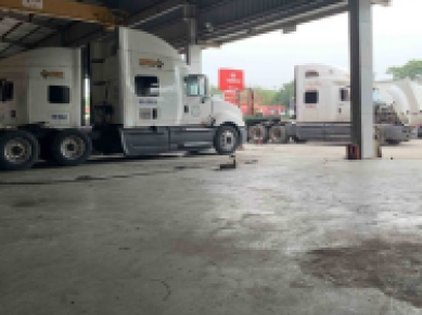 10 Dấu Hiệu Xe Container Cần Đại Tu Ngay Lập Tức